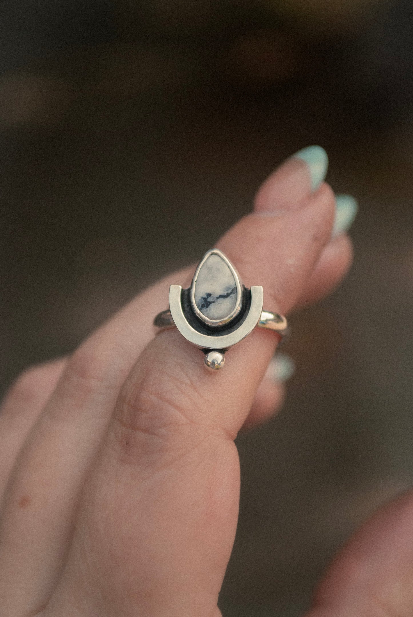 Deco Ring - White Buffalo Size 5.5