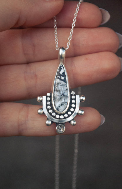 Wayfinder Necklace - White Buffalo