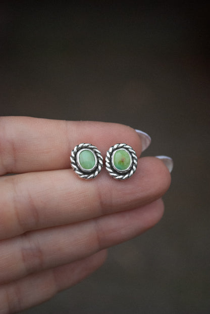 Stone & Rope Studs
