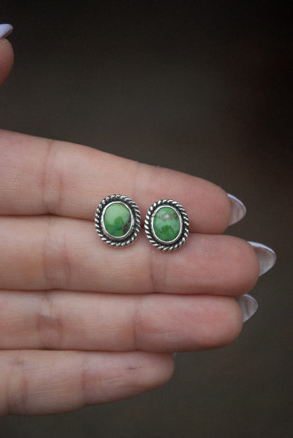 Stone & Rope Studs