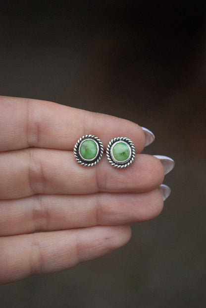 Stone & Rope Studs