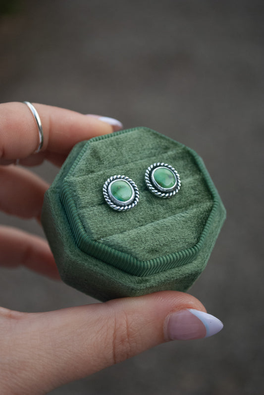Stone & Rope Studs