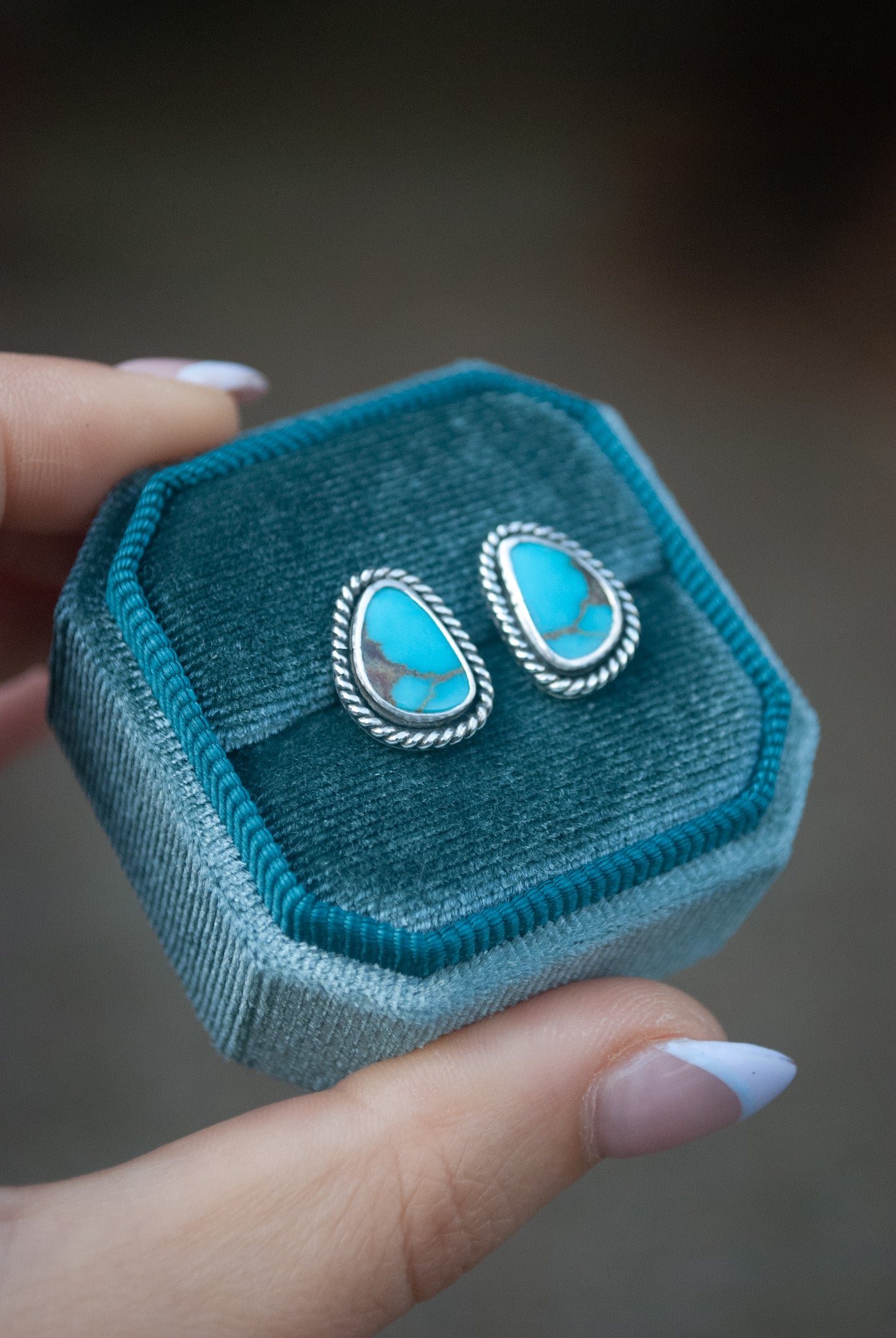 Stone & Rope Studs