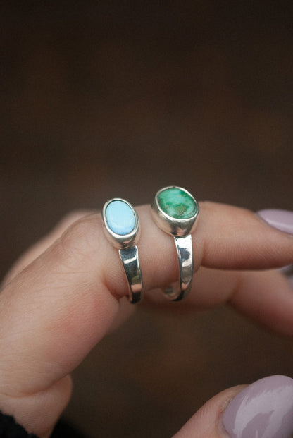 Classic Turquoise Ring - Size 6-6.5
