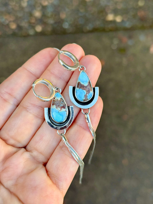 Golden Hills Deco Dusters